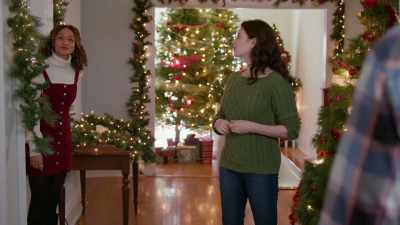 Yeah, just... so far I'm winning. - Believe in Christmas