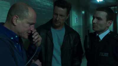 Yeah, just ring it one
more time. - Lost in London