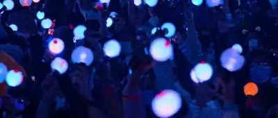 Yeah, let's see
the most beautiful wave in the world. - BTS: Permission to Dance on Stage - LA