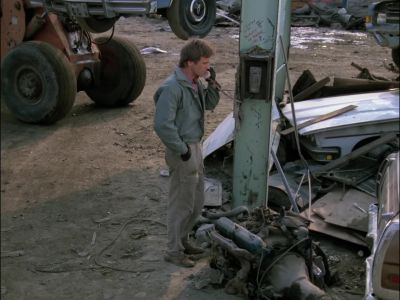 Yeah! lt's MacGyver. - MacGyver