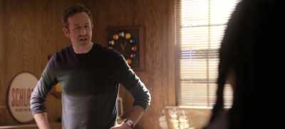 - Yeah!
- Maybe I'll smash in his fucking face. - The Big Door Prize