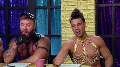 - Yeah for me it's the
body, yeah he's sexy, - GoGo for the Gold