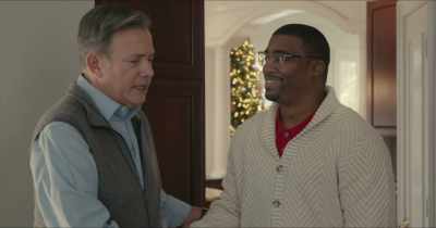 Yeah, Merry, Merry, um, Merry- - Christmas at Xander Point