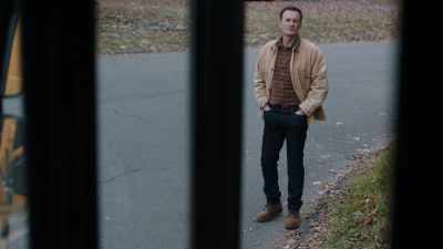 Yeah, my mom said she would
meet me at the corner. - FBI: Most Wanted
