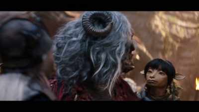 - Yeah! Mother Aughra, come on!
- What are you doing? - The Dark Crystal: Age of Resistance