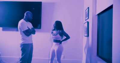 - Yeah, your move like crazy
stupid love, show me your move. - 10 Reasons Why Men Cheat
