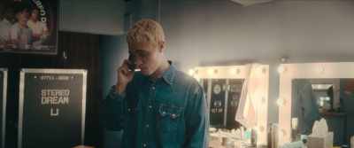 Yeah, Mum, I'll be there. I promise. - I Used to Be Famous
