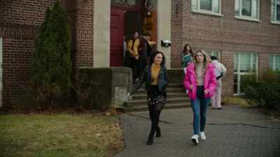 - Yeah, until my Mom showed up. - Why? She seems harmless. - Bad Influence