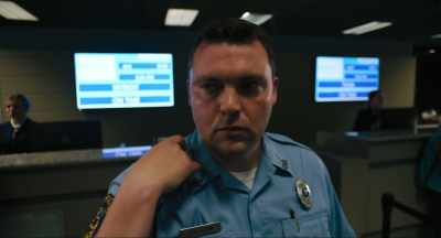 Yeah, we need an officer to check IDs
on Flight 644 headed to Detroit. - Mona Lisa and the Blood Moon