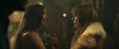 - Yeah, no, I'm good...
- There's a whole bar situation - Daisy Jones & the Six