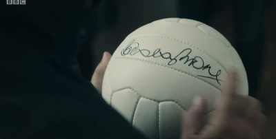 Yeah. No! It is,
this is Bobby Moore! Yeah! - Mister Winner
