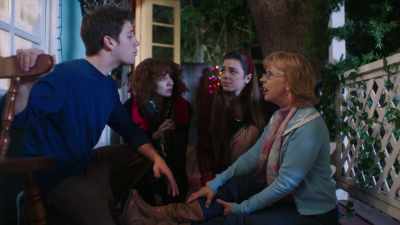 - Yeah, no, no, Aunt Maggie, - This Is Our Christmas