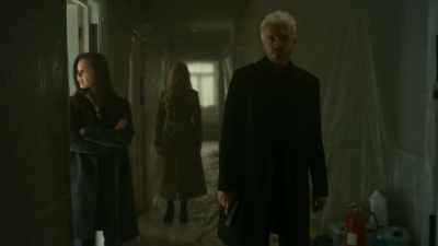 Yeah, nothing in here, either,
as far as I can tell. - The Rook