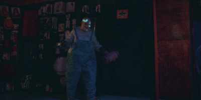 Yeah! Oh, that'll do. - Spirit Halloween: The Movie