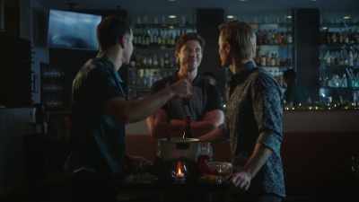- Yeah.
- Oh, wow. This is rich. - The Holiday Exchange