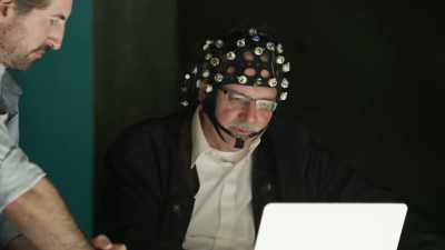 -: Yeah, - Inside the Mind of a Con Artist