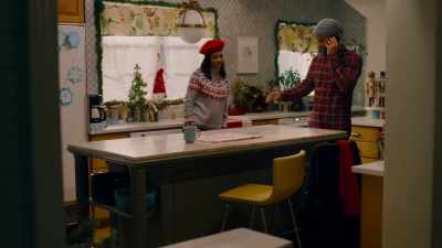 Yeah. - The Christmas Sitters