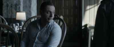- Yeah, you say it, but you
don't look very convincing. - Alarum
