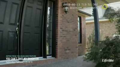 -Yeah, he says
he's 45 minutes out - Chris Watts: Confessions of a Killer