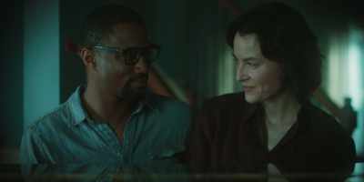Yeah, you see?
Tone deaf. - Tales of the Walking Dead