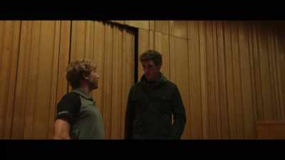 - Yeah, shall I put it in?
- Yeah. Here you go. - The Day of the Jackal