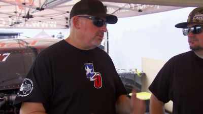 - Yeah.
- [Shawn] We caught him and he beat me by about - Street Outlaws No Prep Kings Team Attack