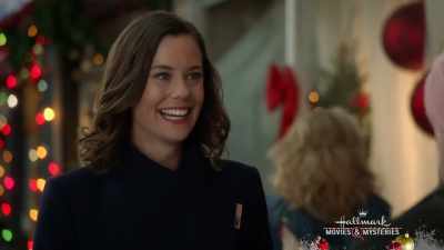 Yeah, she has five daughters - Northern Lights of Christmas