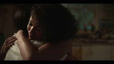 ♪ Yeah, when she wakes me ♪ - Raising Dion