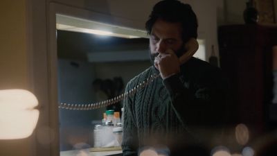 Yeah?
- She's dead. - This Is Us