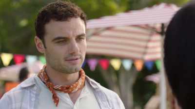 - Yeah, she's staying at the vineyard. - Destination Love