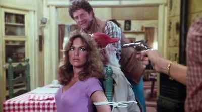 Yeah, that should hold them. - The Dukes of Hazzard