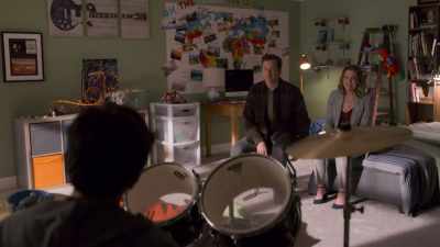 -Yeah.
-Sometimes people need a little space. - The Healing Powers of Dude