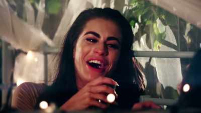 ‐Yeah.
‐(SOPHIE LAUGHS) - Love Island