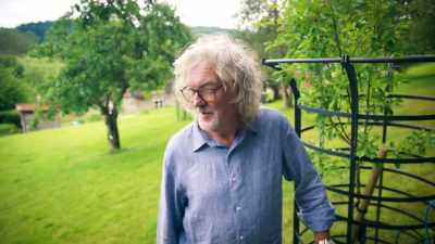 Yeah, still with my face above it
but scaring away creatures. - James May and the Dull Men