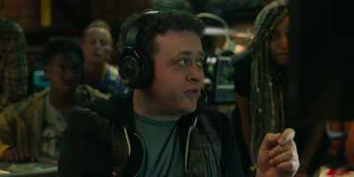 - Yeah, sure.        - Billy? - Avenue 5