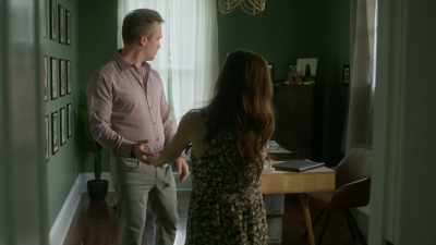 - Yeah, sure. Why...
why are you in here? - My Husband's Seven Wives