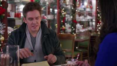 - Yeah, thanks.
- [Holden chuckles] - Christmas at the Drive-In