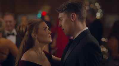 - Yeah, that is pretty crazy. - Five Gold Rings