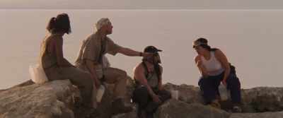 - Yeah !
- That is so sick. Imagine ? - Chillin Island