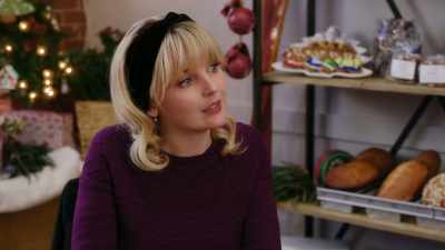- Yeah, that's easy
for you to say. - Christmas Lover's Anonymous