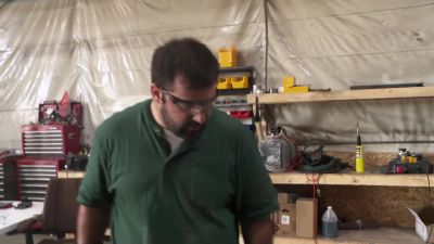 Yeah, that's just
skating across. - Forged in Fire
