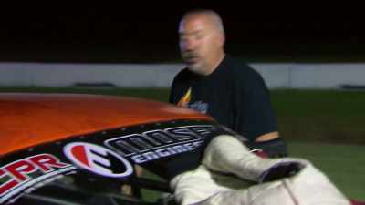 Yeah, that's-- no, but you can't
put weight from down there-- - Street Outlaws No Prep Kings Team Attack