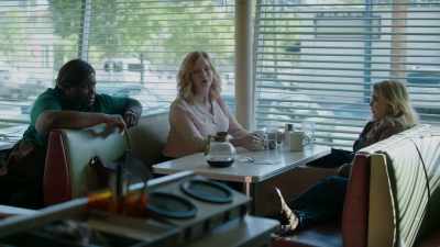 - Yeah, the dumb ones do
'cause they park - Good Girls