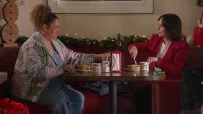 Yeah, the Parkers
are coming home, - The Holiday Junkie