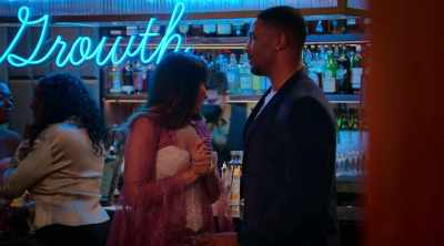 - Yeah, the space.
- Oh, it's cute, - Sweet Life: Los Angeles