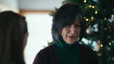 Yeah, the way
he looked at you, - The Christmas Venue