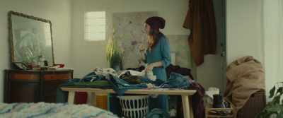 -Yeah.
-The whole world - Alone Together