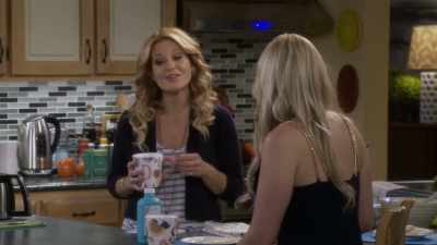 Yeah, but then when I'm with Steve,
I think... he's the guy. - Fuller House