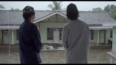 Yeah, there's a scripture study tonight
at my guest house. - The Male Gaze: First Kiss