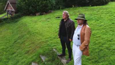 YEAH. THERE'S TWO
TEMPLAR CROSSES - Lost Relics of the Knights Templar